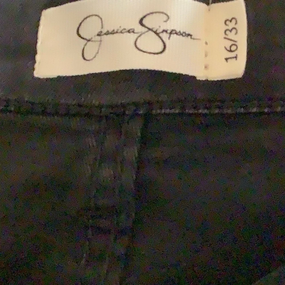 Jessica Simpson Size 16 Black Hug Me Jean Shorts. New With Tag.